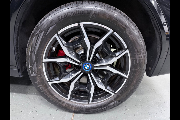 BMW X3 XDrive30e M-SPORT PANO/LEDER/H-UP/360CAM/M-STOELEN/SFEERVERL/CARPLAY///