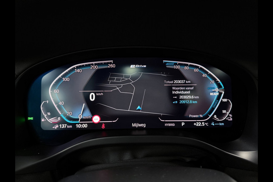 BMW X3 XDrive30e M-SPORT PANO/LEDER/H-UP/360CAM/M-STOELEN/SFEERVERL/CARPLAY///