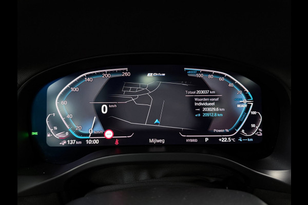 BMW X3 XDrive30e M-SPORT PANO/LEDER/H-UP/360CAM/M-STOELEN/SFEERVERL/CARPLAY///