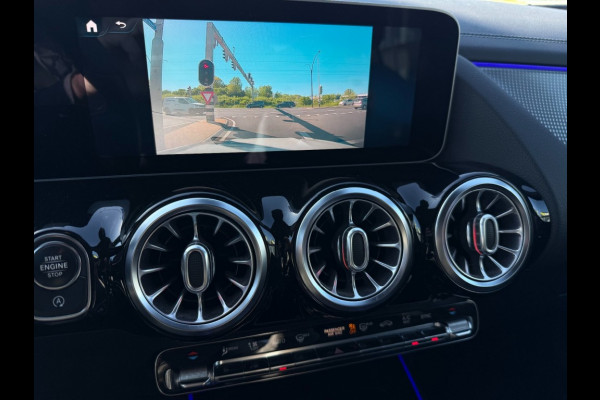 Mercedes-Benz GLA GLA 200 Leer/Trekhaak/20 inch/Mobiliteitsgarantie tot 4-2027 Premium-pakket/Parkeerpakket/new model