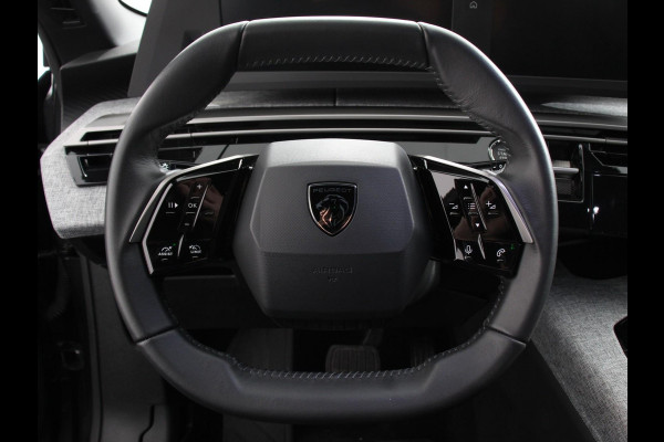 Peugeot 5008 1.2 Hybrid 145pk Automaat Allure 7p Navigatie Apple Carplay Android Auto Camera Climate control Dab Led Keyless start Lichtmetalen Velgen Parkeer sensoren