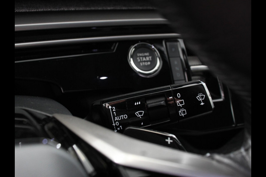 Peugeot 5008 1.2 Hybrid 145pk Automaat Allure 7p Navigatie Apple Carplay Android Auto Camera Climate control Dab Led Keyless start Lichtmetalen Velgen Parkeer sensoren