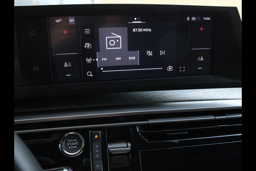 Peugeot 5008 1.2 Hybrid 145pk Automaat Allure 7p Navigatie Apple Carplay Android Auto Camera Climate control Dab Led Keyless start Lichtmetalen Velgen Parkeer sensoren