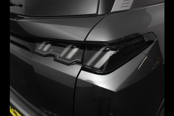 Peugeot 5008 1.2 Hybrid 145pk Automaat Allure 7p Navigatie Apple Carplay Android Auto Camera Climate control Dab Led Keyless start Lichtmetalen Velgen Parkeer sensoren