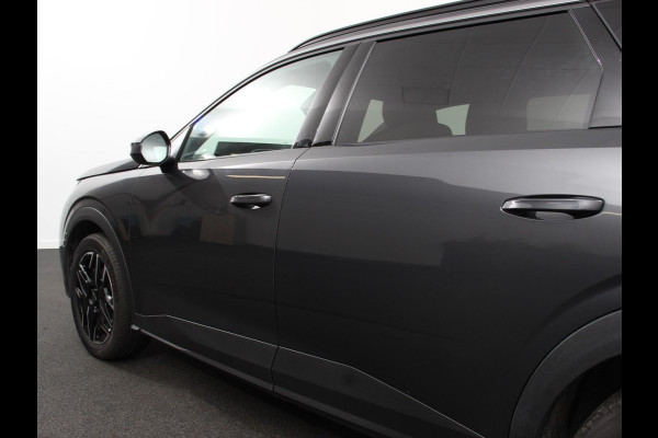Peugeot 5008 1.2 Hybrid 145pk Automaat Allure 7p Navigatie Apple Carplay Android Auto Camera Climate control Dab Led Keyless start Lichtmetalen Velgen Parkeer sensoren