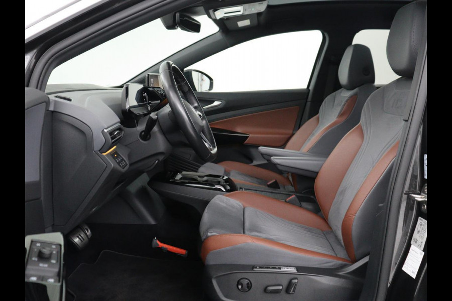 Volkswagen ID.4 First Max 77 kWh | SOH 91,7% | Memory | Panoramadak | Half leder | Head-up | Stoelverwarming | Adaptive cruise | Lane assist | Sfeerverlichting | Carplay | 360 camera | Elektrische achterklep