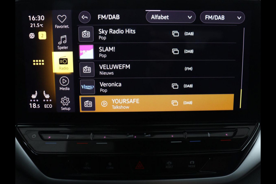 Volkswagen ID.4 First Max 77 kWh | SOH 91,7% | Memory | Panoramadak | Half leder | Head-up | Stoelverwarming | Adaptive cruise | Lane assist | Sfeerverlichting | Carplay | 360 camera | Elektrische achterklep
