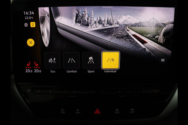 Volkswagen ID.4 First Max 77 kWh | SOH 91,7% | Memory | Panoramadak | Half leder | Head-up | Stoelverwarming | Adaptive cruise | Lane assist | Sfeerverlichting | Carplay | 360 camera | Elektrische achterklep