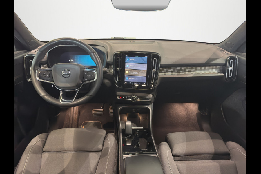 Volvo XC40 Aut. Recharge Plus 69 kWh ACC Warmtepomp Stoelverwarming 231pk
