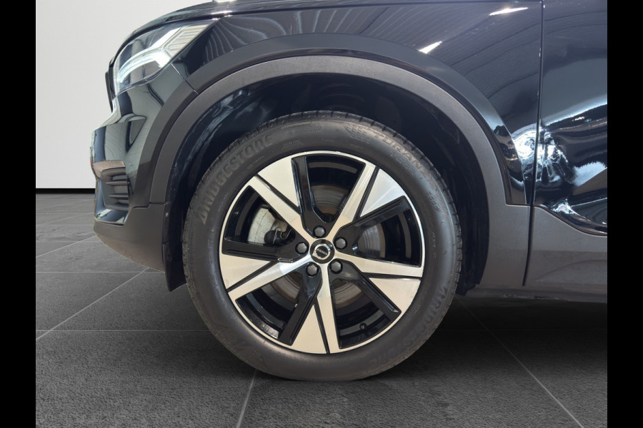 Volvo XC40 Aut. Recharge Plus 69 kWh ACC Warmtepomp Stoelverwarming 231pk