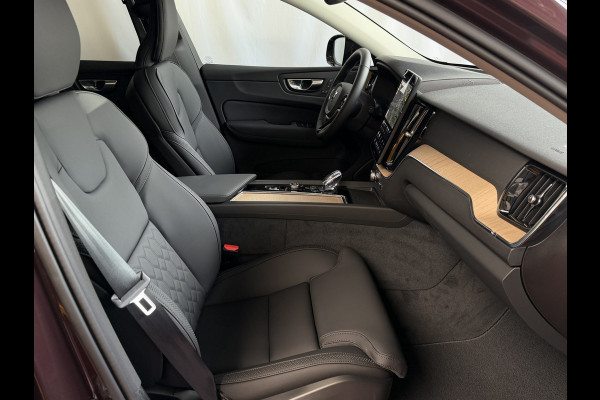 Volvo XC60 2.0 T8 455PK AWD PLUS DARK NIEUWE AUTO HARMAN KARDON 360.CAM STOEL/STUUR VERW LEER