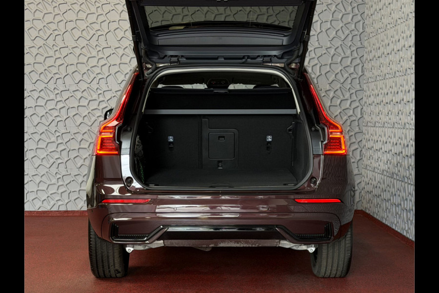 Volvo XC60 2.0 T8 455PK AWD PLUS DARK NIEUWE AUTO HARMAN KARDON 360.CAM STOEL/STUUR VERW LEER