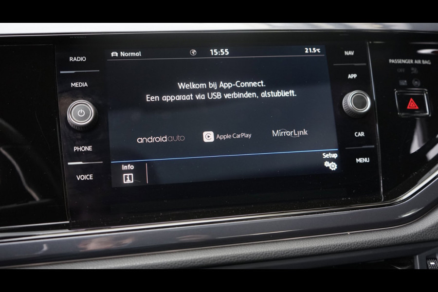 Volkswagen Polo 1.5 TSI R-Line AUTOMAAT|ACC|CAMERA|CARPLAY|DAB|FULL LED|KEYLESS|NAVIGATIE|MODE|PANORAMA|VIRTUEEL