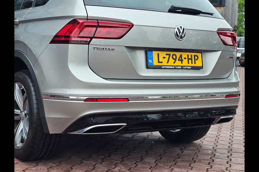 Volkswagen Tiguan 2.0 TSI 4MOTION 220PK R-Line | Pano | HUD | Dynaudio | Leder | Stoelverwarming | 360 camera | Lane/Park/Light Assist |  Vol |