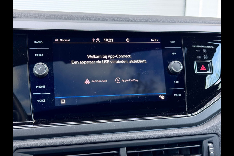 Volkswagen Taigo 1.5 TSI 3x R-Line Pano/Camera/AppleCarPlay