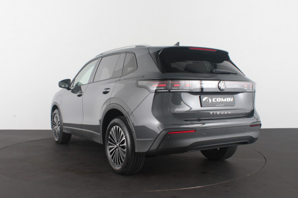 Volkswagen Tiguan 1.5 TSI eHybrid Life Edition (nieuw) Dolphin Gray/18inch/IQ/Design-pakket/Winterpakket Plus...