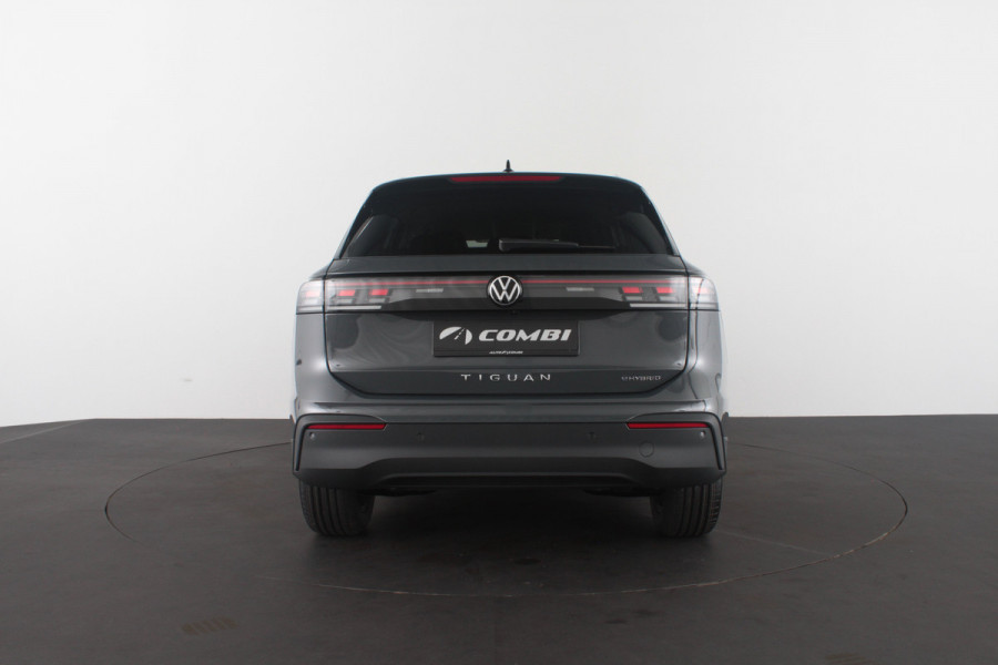 Volkswagen Tiguan 1.5 TSI eHybrid Life Edition (nieuw) Dolphin Gray/18inch/IQ/Design-pakket/Winterpakket Plus...