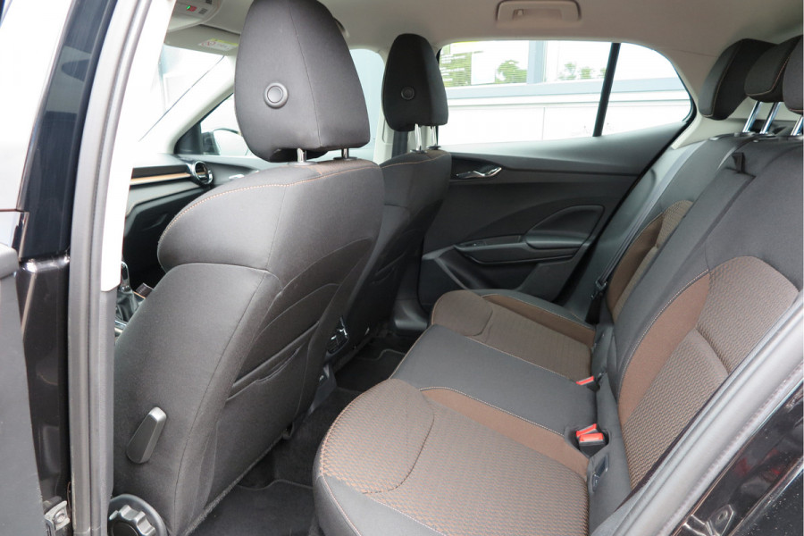 Škoda Fabia 1.0 TSI 81kw 110pk DSG Business Edition Virtual cockpit,DAB+ , PDC, Navi via Carplay , LMV ,Led, Nieuwe APK