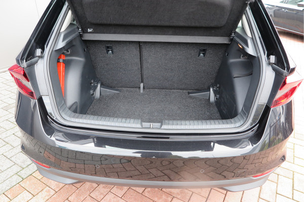 Škoda Fabia 1.0 TSI 81kw 110pk DSG Business Edition Virtual cockpit,DAB+ , PDC, Navi via Carplay , LMV ,Led, Nieuwe APK