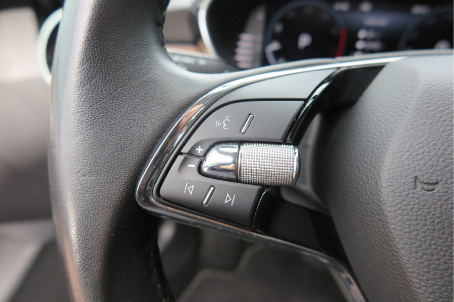 Škoda Fabia 1.0 TSI 81kw 110pk DSG Business Edition Virtual cockpit,DAB+ , PDC, Navi via Carplay , LMV ,Led, Nieuwe APK