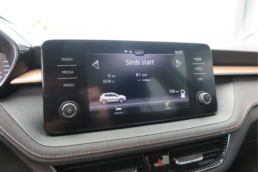 Škoda Fabia 1.0 TSI 81kw 110pk DSG Business Edition Virtual cockpit,DAB+ , PDC, Navi via Carplay , LMV ,Led, Nieuwe APK