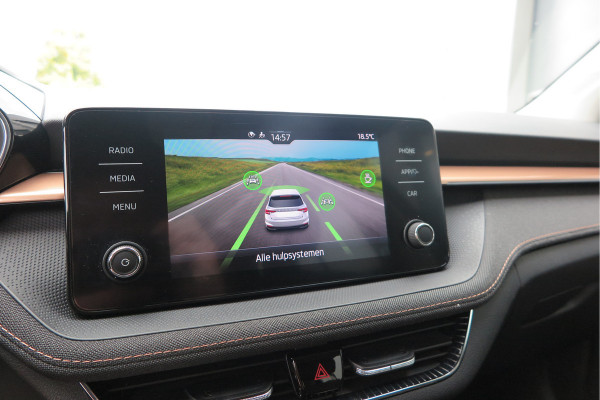 Škoda Fabia 1.0 TSI 81kw 110pk DSG Business Edition Virtual cockpit,DAB+ , PDC, Navi via Carplay , LMV ,Led, Nieuwe APK