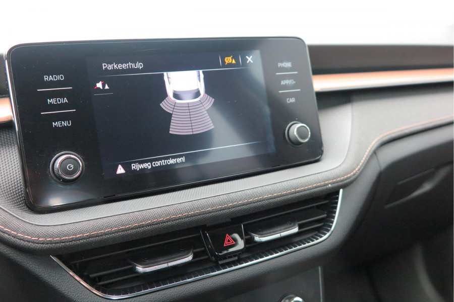 Škoda Fabia 1.0 TSI 81kw 110pk DSG Business Edition Virtual cockpit,DAB+ , PDC, Navi via Carplay , LMV ,Led, Nieuwe APK