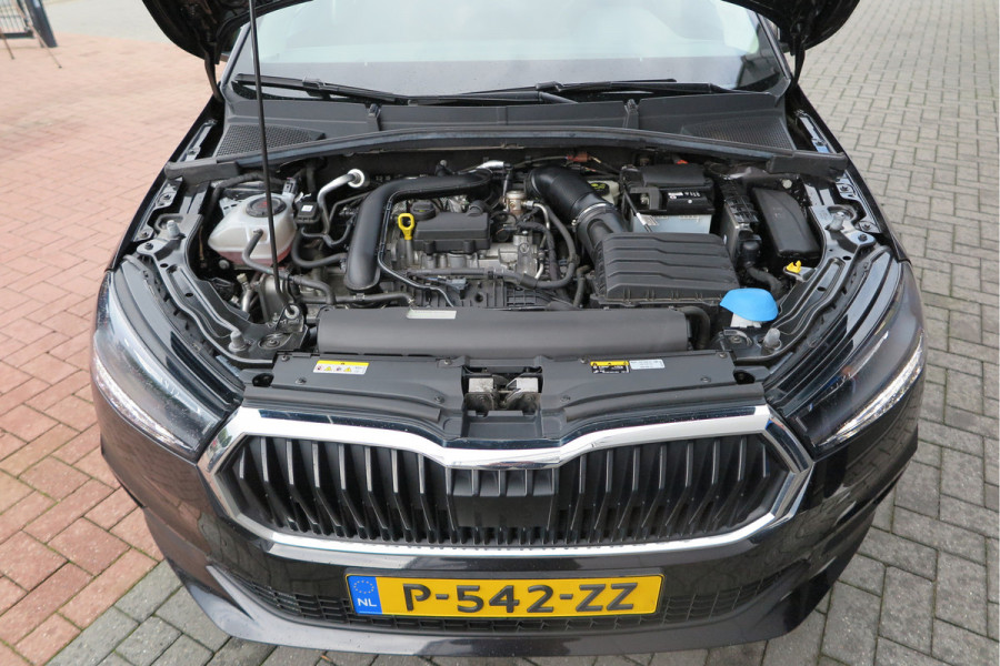 Škoda Fabia 1.0 TSI 81kw 110pk DSG Business Edition Virtual cockpit,DAB+ , PDC, Navi via Carplay , LMV ,Led, Nieuwe APK