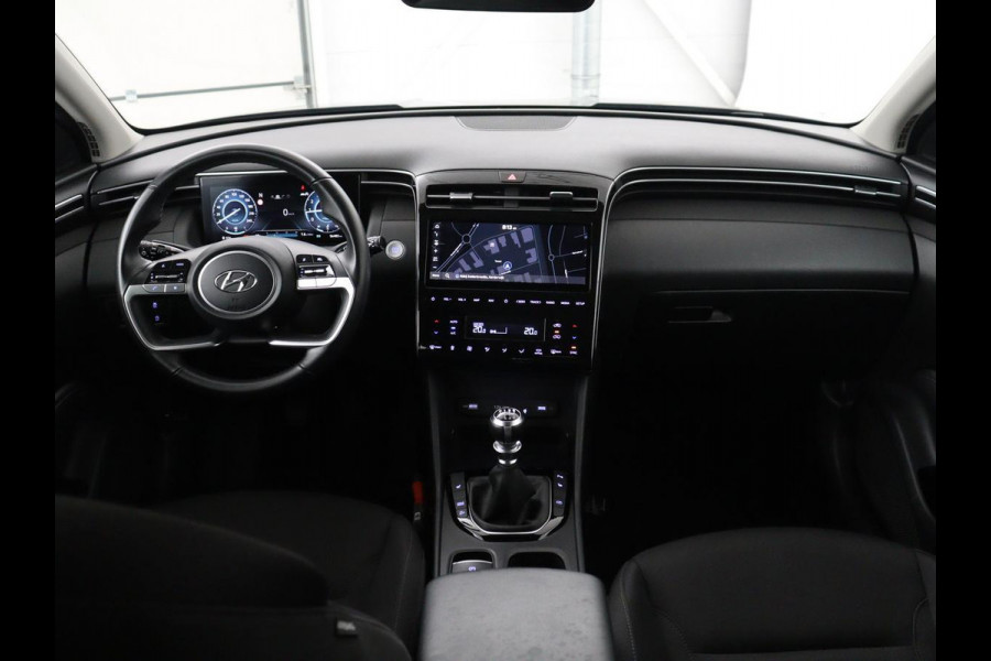 Hyundai Tucson 1.6 T-GDI MHEV Comfort | Stoelverwarming | Cruise control | Lane assist | Carplay | Camera | Park assist | Virtueel dashboard | Trekhaak