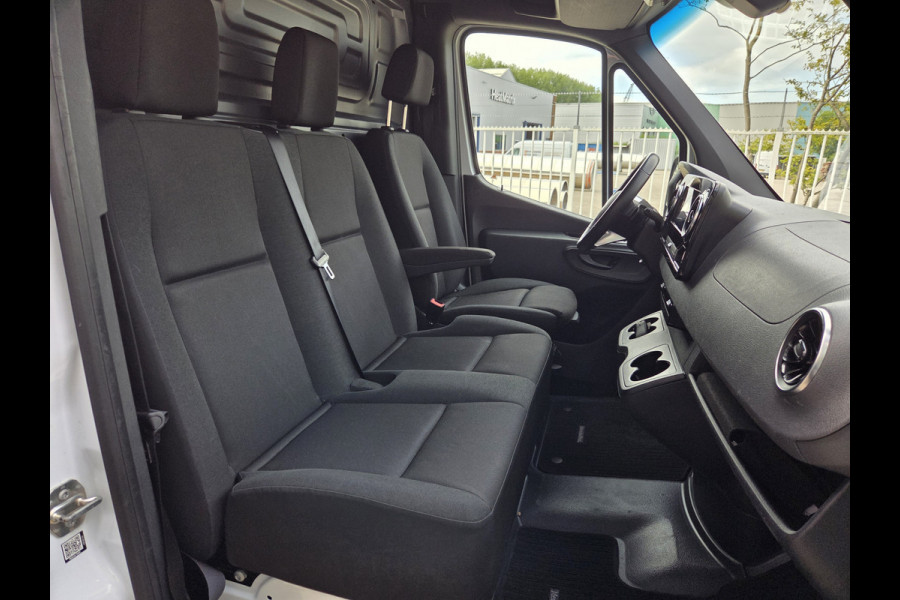 Mercedes-Benz Sprinter 315 CDI L3/H2 Mbux Camera Radar 270 Gr achterdeuren