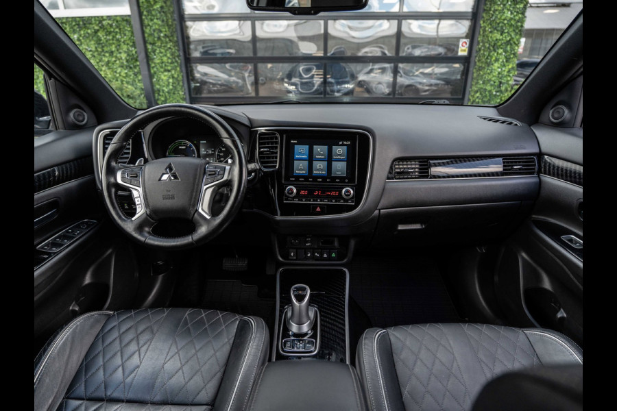 Mitsubishi Outlander 2.4 PHEV Intense | SOH 86% | Carplay | Trekhaak |