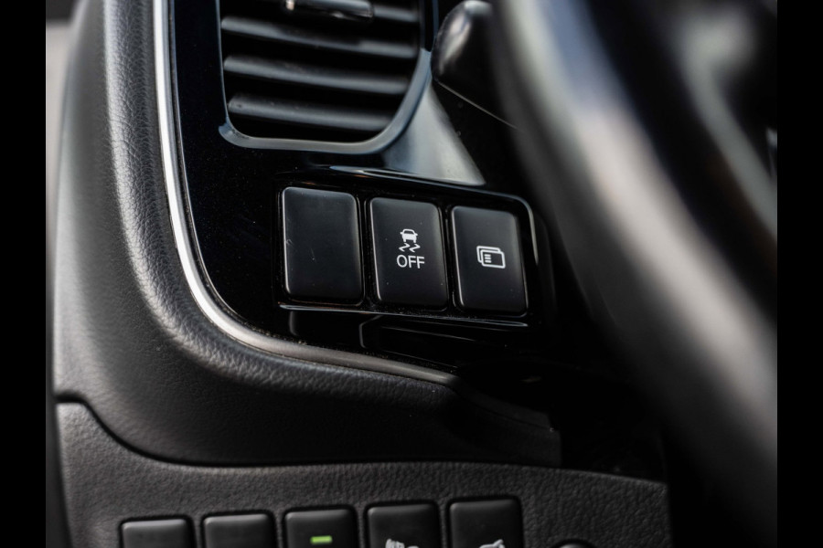 Mitsubishi Outlander 2.4 PHEV Intense | SOH 86% | Carplay | Trekhaak |