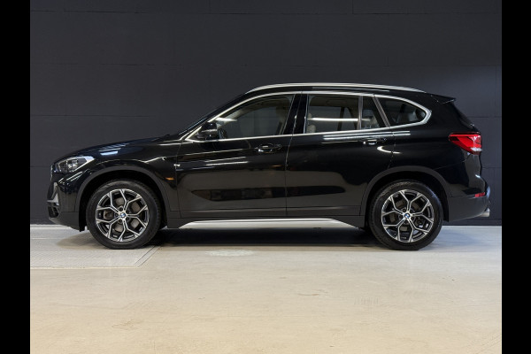 BMW X1 sDrive20i Business Edition Plus | Head UP | Trekhaak | Leder | Stoelverwarming