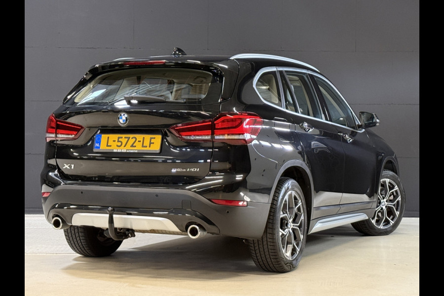 BMW X1 sDrive20i Business Edition Plus | Head UP | Trekhaak | Leder | Stoelverwarming