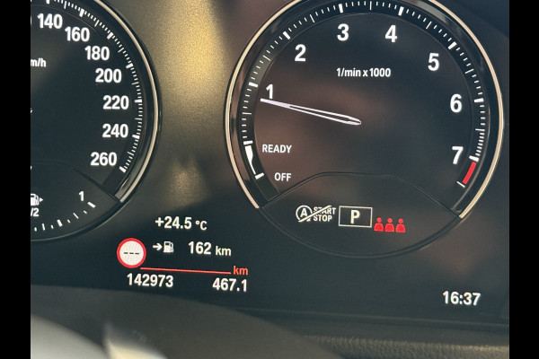 BMW X1 sDrive20i Business Edition Plus | Head UP | Trekhaak | Leder | Stoelverwarming