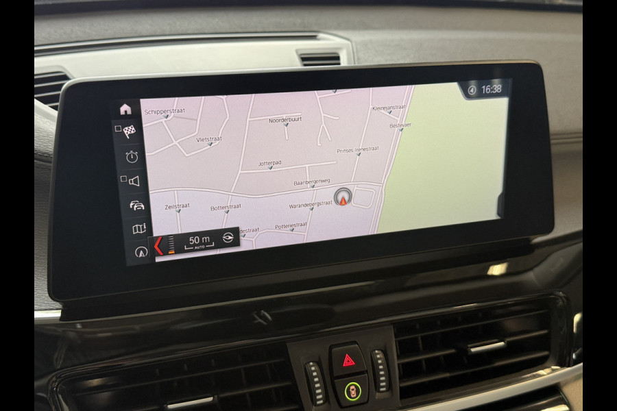 BMW X1 sDrive20i Business Edition Plus | Head UP | Trekhaak | Leder | Stoelverwarming