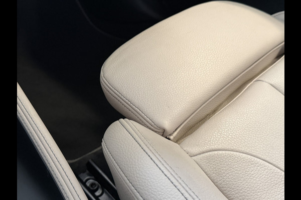 BMW X1 sDrive20i Business Edition Plus | Head UP | Trekhaak | Leder | Stoelverwarming