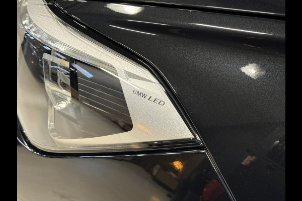 BMW X1 sDrive20i Business Edition Plus | Head UP | Trekhaak | Leder | Stoelverwarming