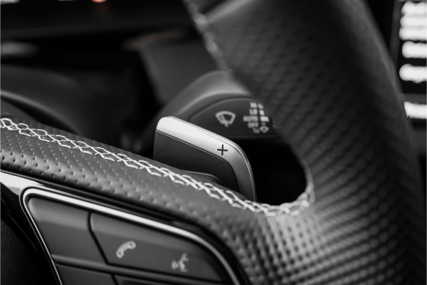 Audi A3 Sportback 40 TFSI e S Edition Matrix LED Camera Keyless 18"
