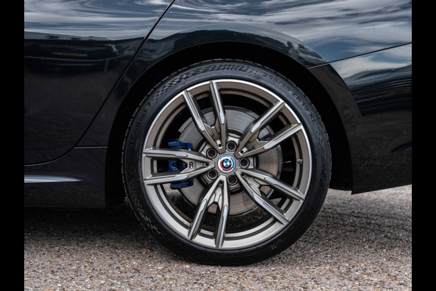 BMW 3 Serie Touring M340i xDrive 374PK | ACC | Memory | HUD | 19" LMV