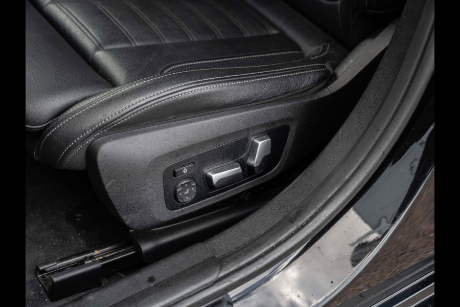 BMW 3 Serie Touring M340i xDrive 374PK | ACC | Memory | HUD | 19" LMV