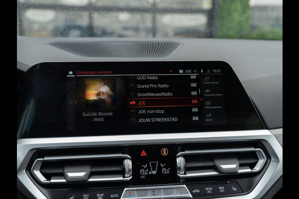 BMW 3 Serie Touring M340i xDrive 374PK | ACC | Memory | HUD | 19" LMV