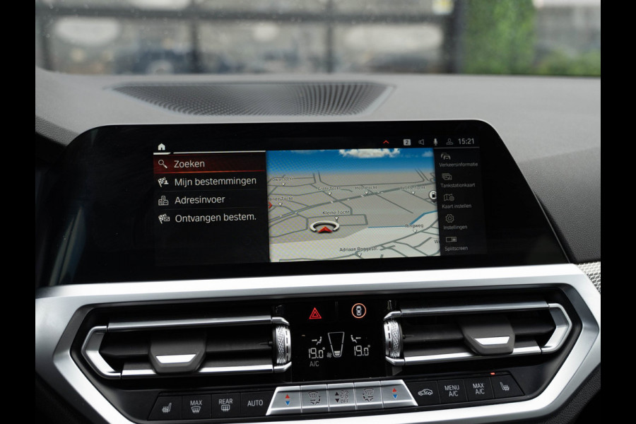 BMW 3 Serie Touring M340i xDrive 374PK | ACC | Memory | HUD | 19" LMV