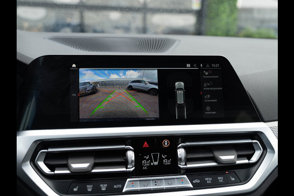 BMW 3 Serie Touring M340i xDrive 374PK | ACC | Memory | HUD | 19" LMV