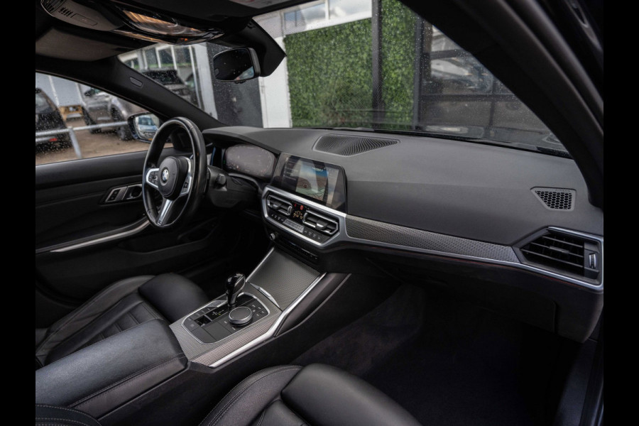 BMW 3 Serie Touring M340i xDrive 374PK | ACC | Memory | HUD | 19" LMV