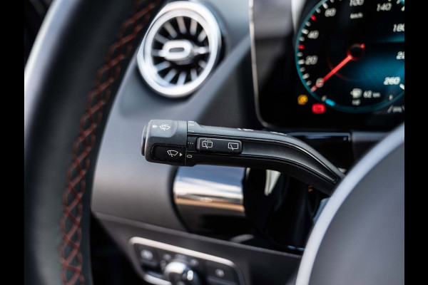 Mercedes-Benz GLA 200 Premium AMG-Line | Night Pack | Camera | Carplay | Ambient | Dealer ond.