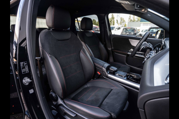 Mercedes-Benz GLA 200 Premium AMG-Line | Night Pack | Camera | Carplay | Ambient | Dealer ond.