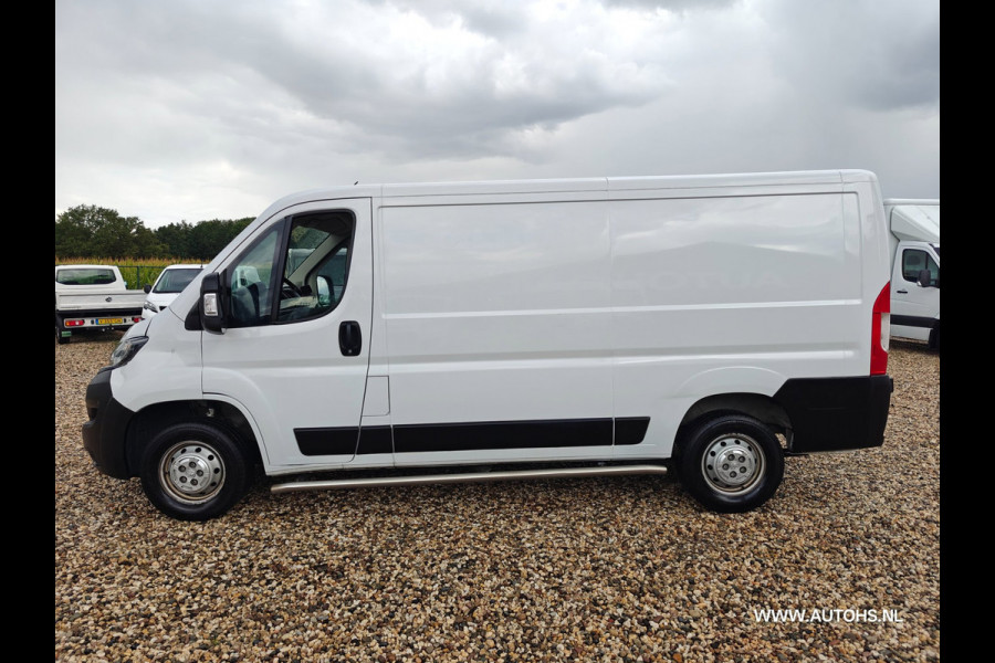 Peugeot Boxer 2.2 BlueHDi 120 L2H1 , 1e Eig , Euro 6 , Apk 8-2027 , Lang model , Airco cruise camera.