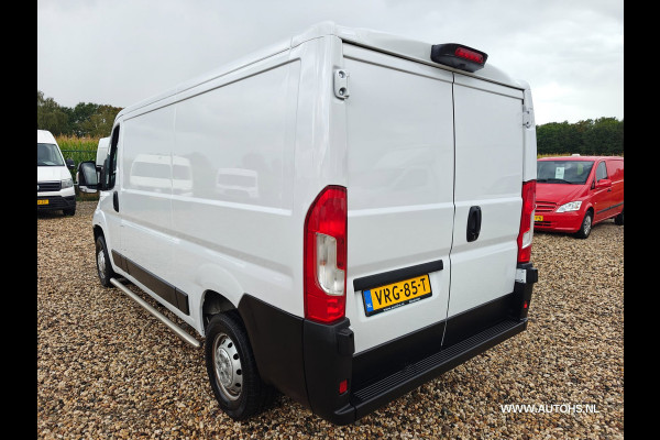 Peugeot Boxer 2.2 BlueHDi 120 L2H1 , 1e Eig , Euro 6 , Apk 8-2027 , Lang model , Airco cruise camera.
