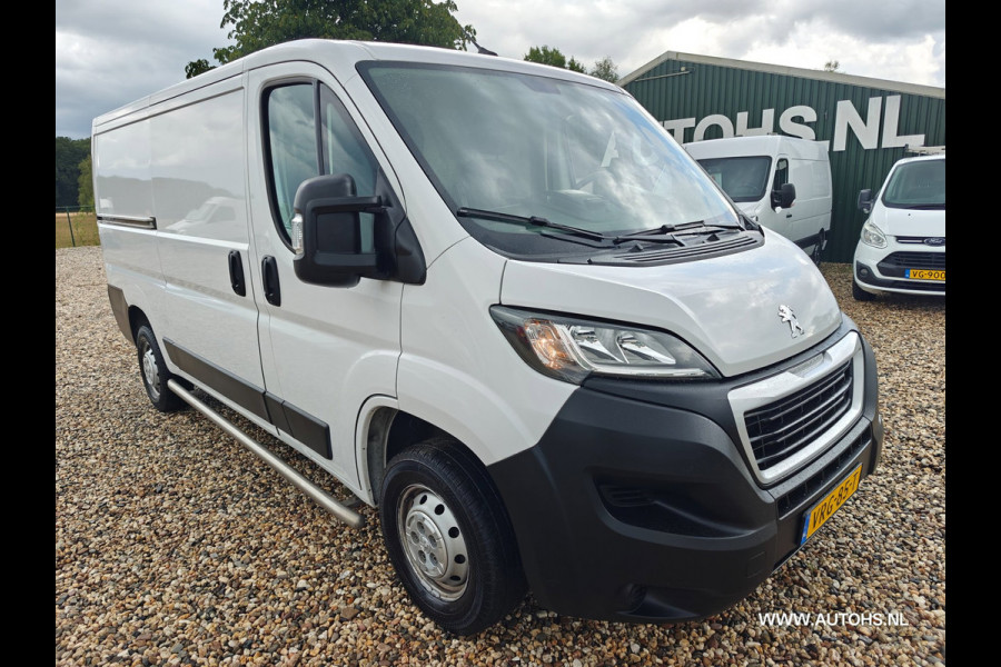 Peugeot Boxer 2.2 BlueHDi 120 L2H1 , 1e Eig , Euro 6 , Apk 8-2027 , Lang model , Airco cruise camera.